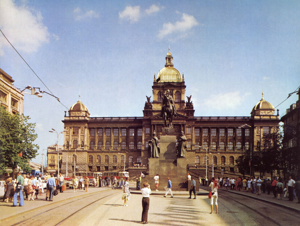 The National Museum was founded in 1818 and before long began to play an important role in the cultural life of the Czech nation. Its building at the head of Wenceslas Square was erected in the years 1885 - 1890 to plans by Josef Schulz. The statues on the ramp were made by Antonin Wagner.