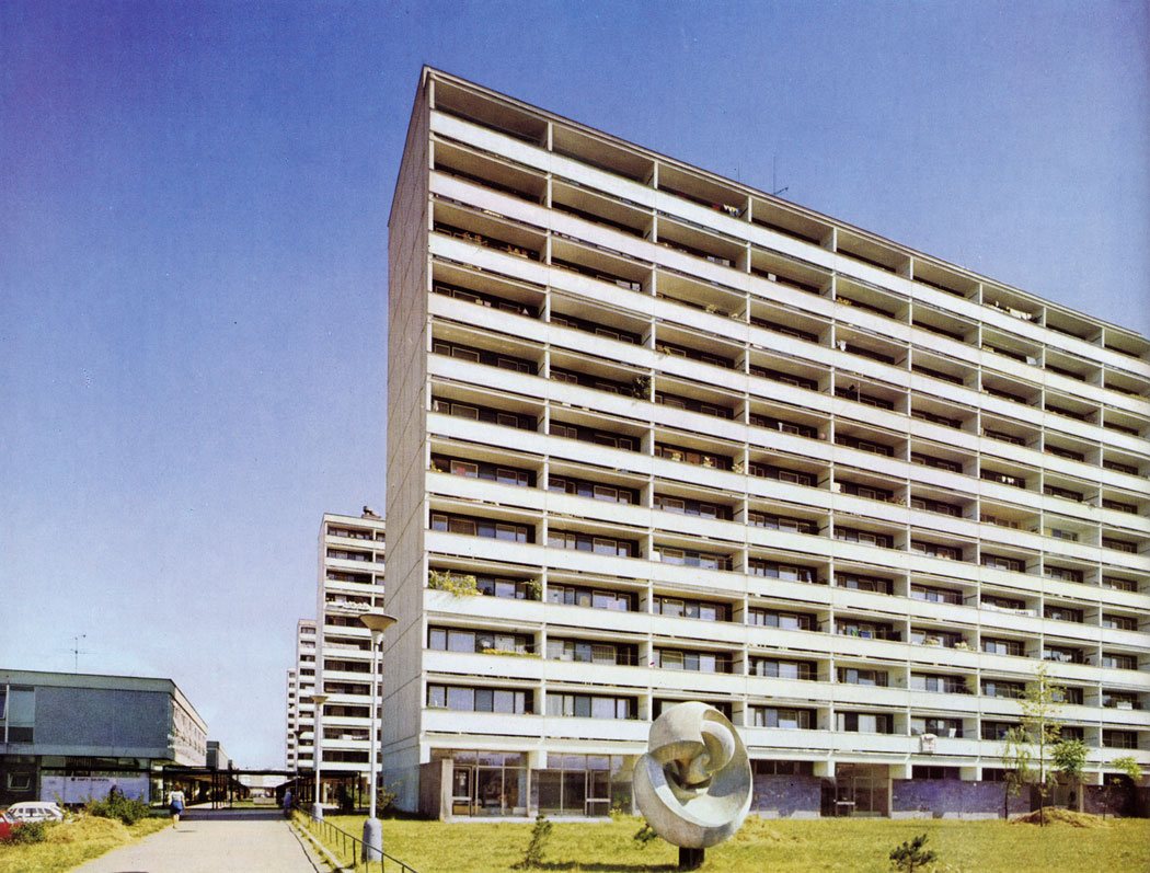 The Pankrac housing estate was built in the sixties to a design by J. Lasovsky, V. Hess, J. Krc, V. Prochazka and J. Vilimek.