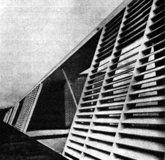 Учебный авиационно-технический центр в Сан-Жозе-дус-Кампус, 1947 г. Фрагмент фасада жилого дома