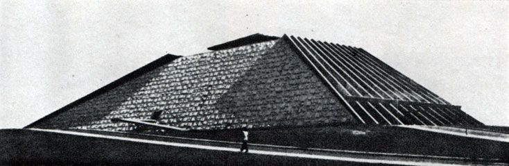 Государственный театр в Бразилиа, 1961 - 1966 гг. Общий вид