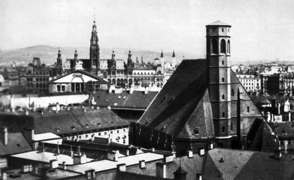 Вена. Вид на ратушу и романскую Миноритенкирхе с северо-восточной стороны