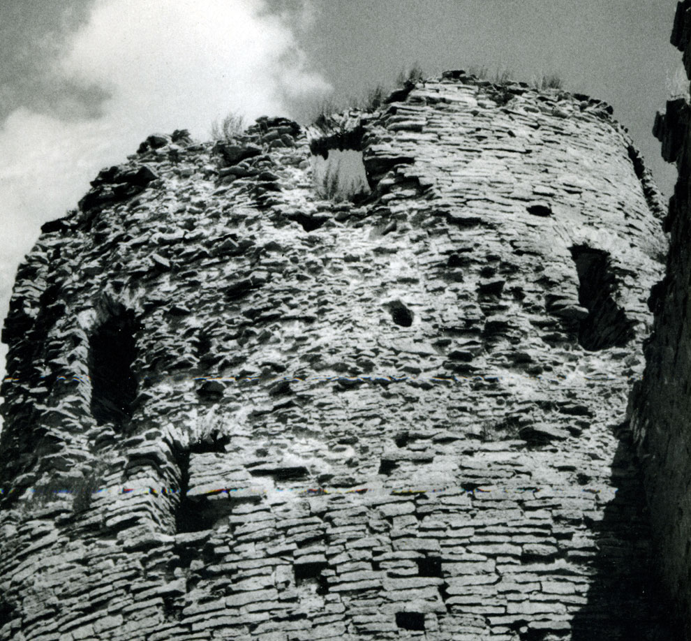 Izborsk. Tower. Fragment. The early XIV century