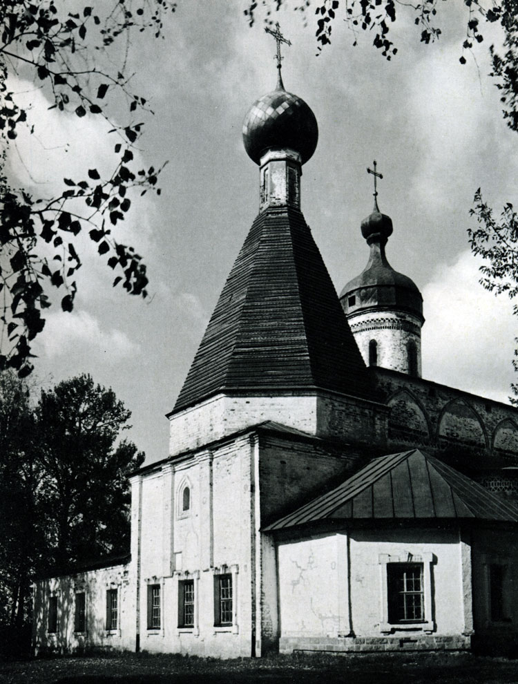 70. Ферапонтов монастырь. Церковь Мартиниана. 1640.