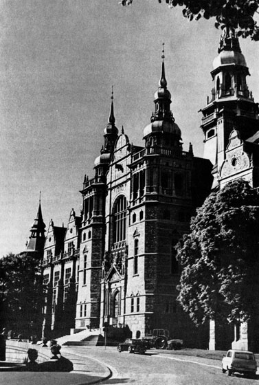 Стокгольм. Здание Северного музея. Архит. И. Г. Класон, 1897 - 1907