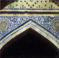 Mosaic tympanum (a decoration above the arch) of the third chartak. The turn of the 15th century